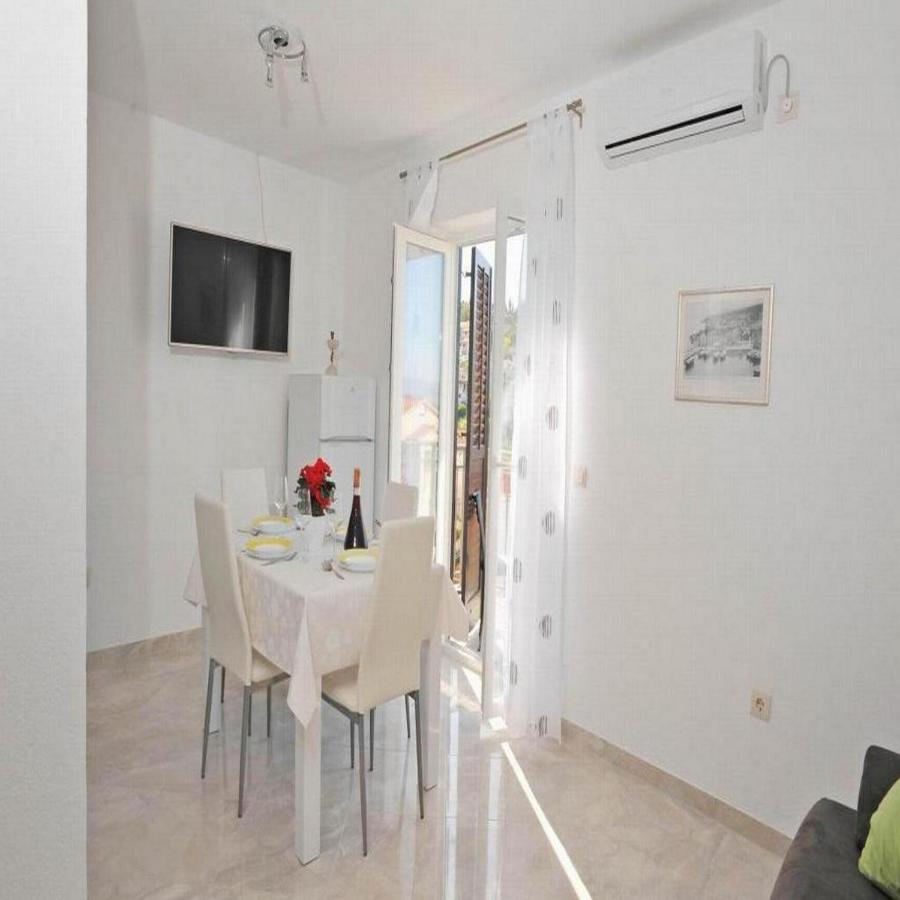 Apartments Lenka Sutivan Phòng bức ảnh