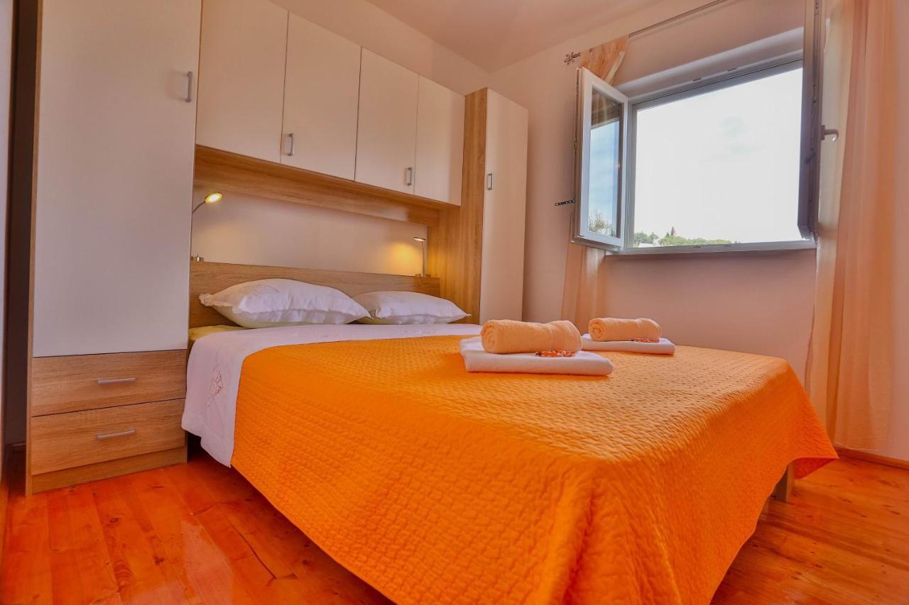 Apartments Lenka Sutivan Ngoại thất bức ảnh