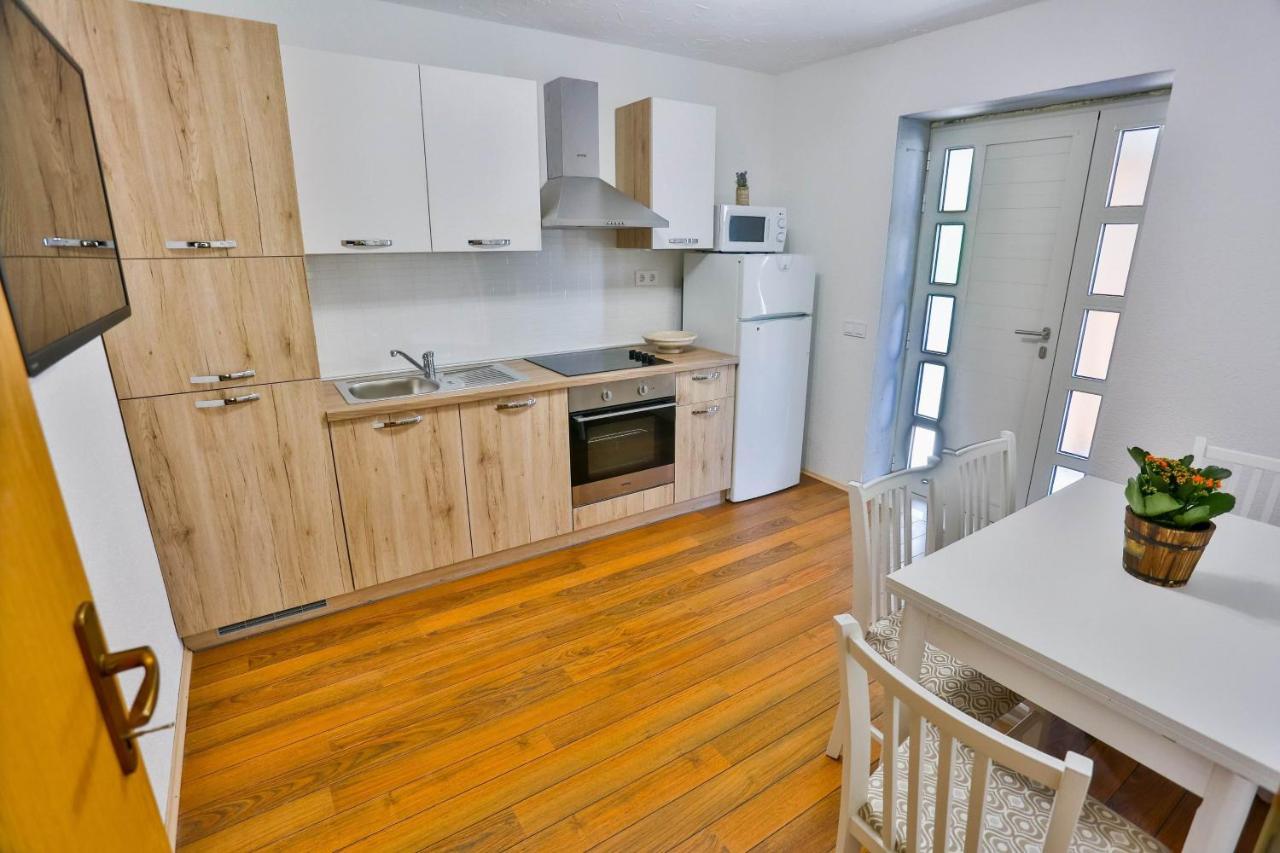 Apartments Lenka Sutivan Ngoại thất bức ảnh
