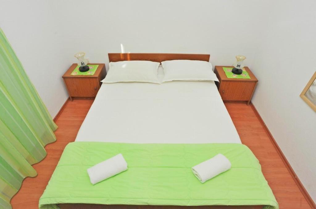 Apartments Lenka Sutivan Phòng bức ảnh