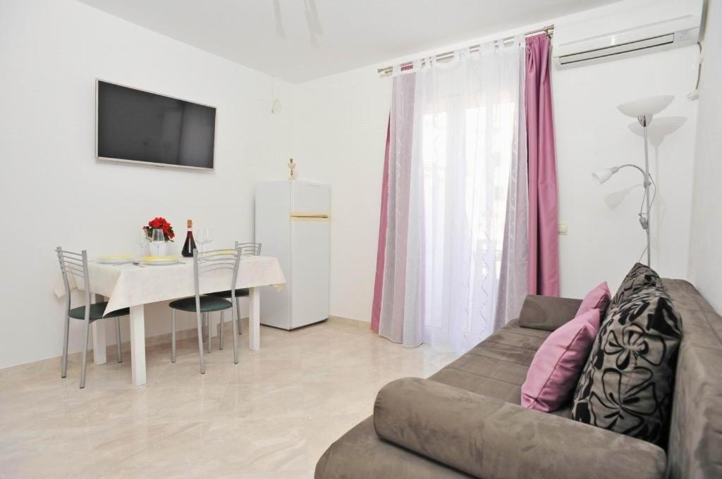 Apartments Lenka Sutivan Phòng bức ảnh
