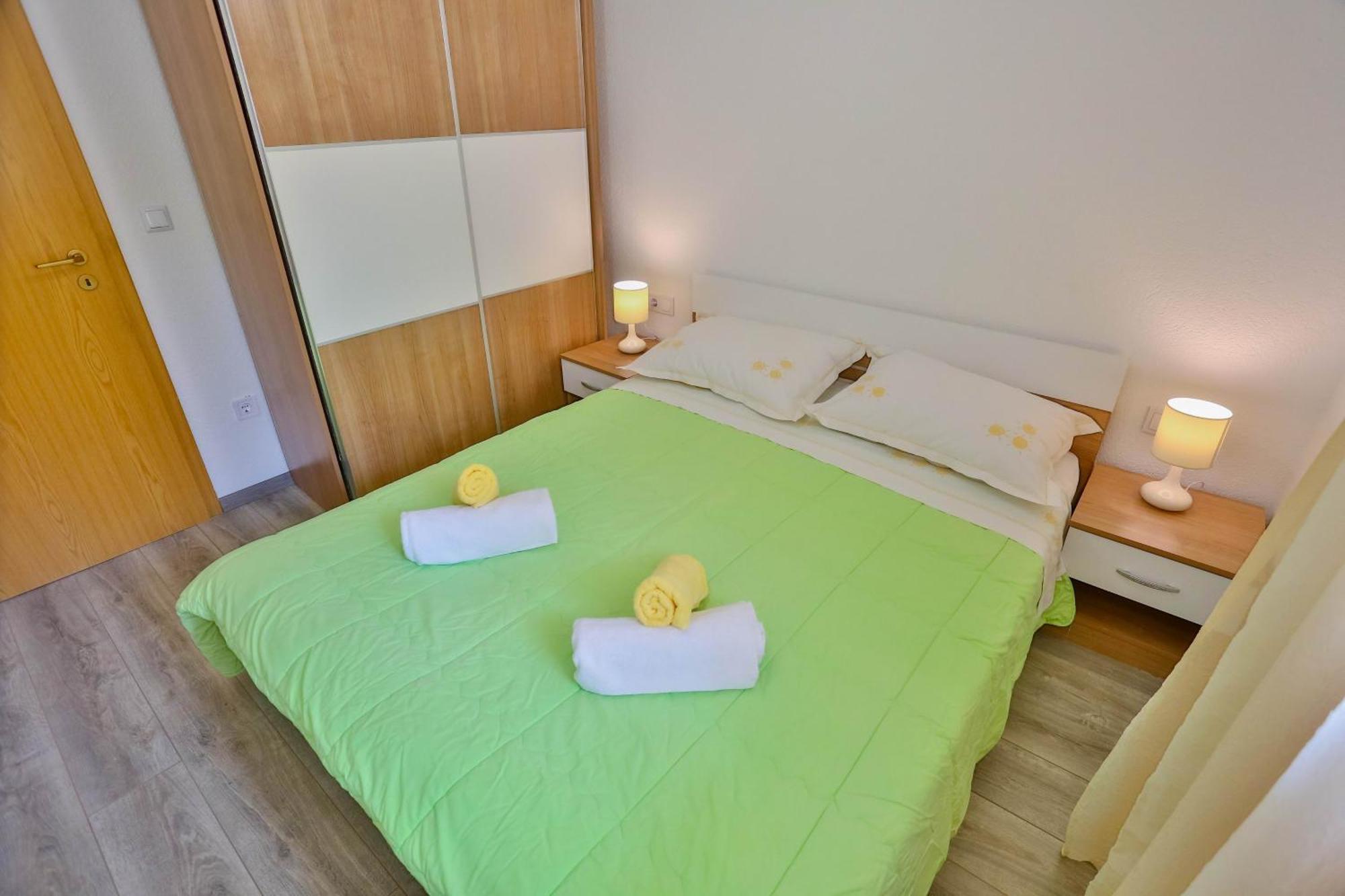 Apartments Lenka Sutivan Phòng bức ảnh